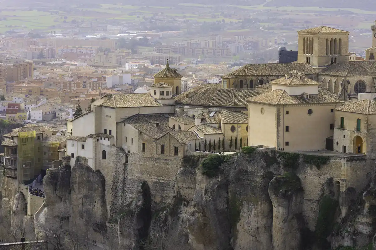 Los 10 mejores destinos en España para una escapada en familia - cuenca
